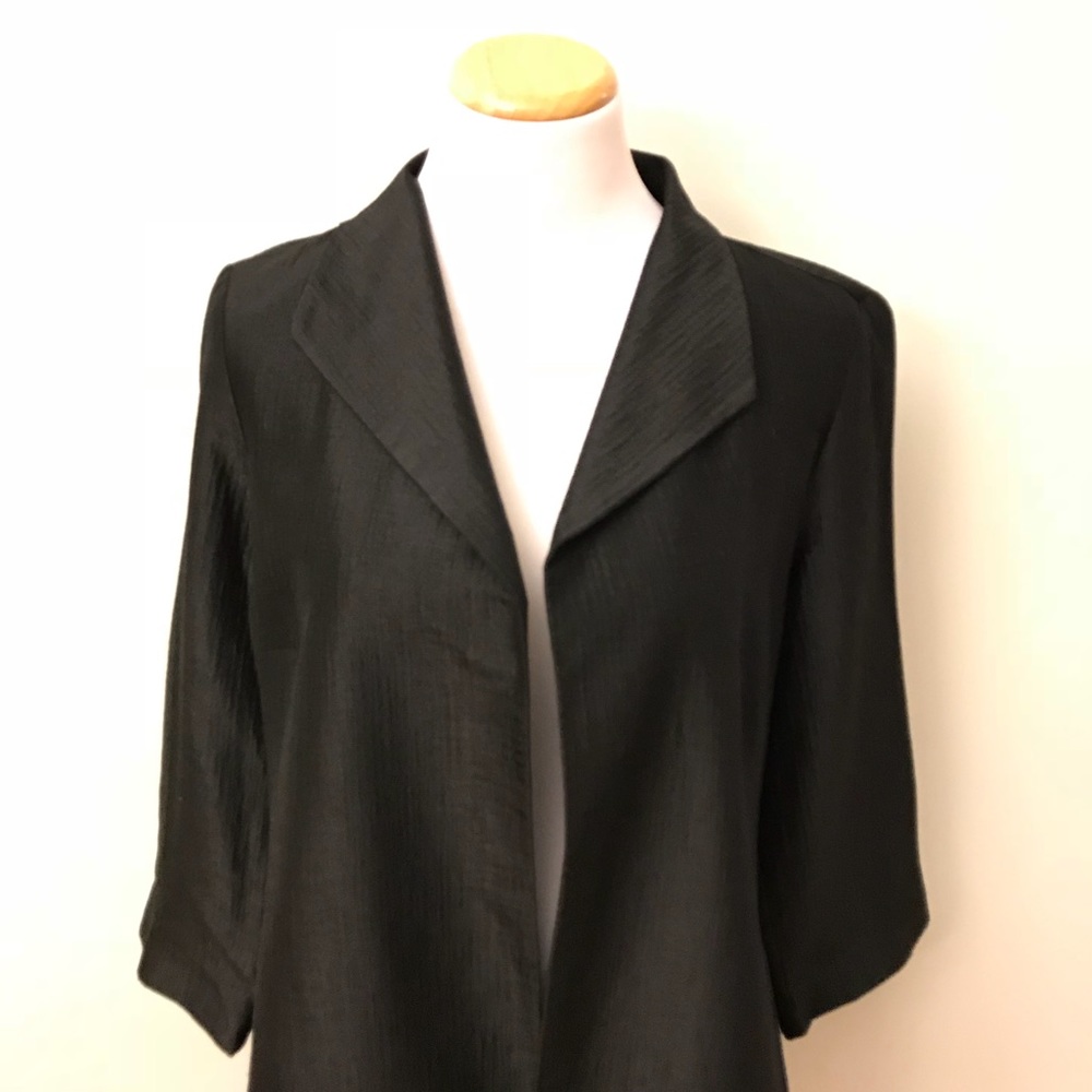 ⛔️SOLD⛔️Eileen Fisher Silk Open Front Coat Size M - Picture 2 of 8